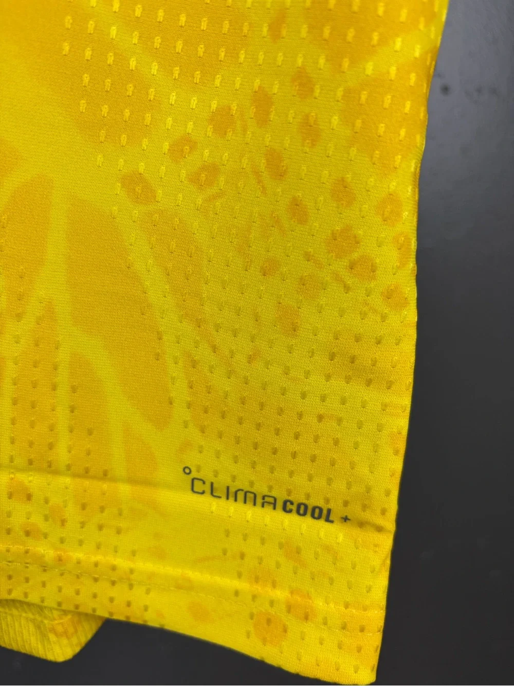 adidas Columbia 2026 Home Authentic Jersey Impact Yellow Size Large Brand New